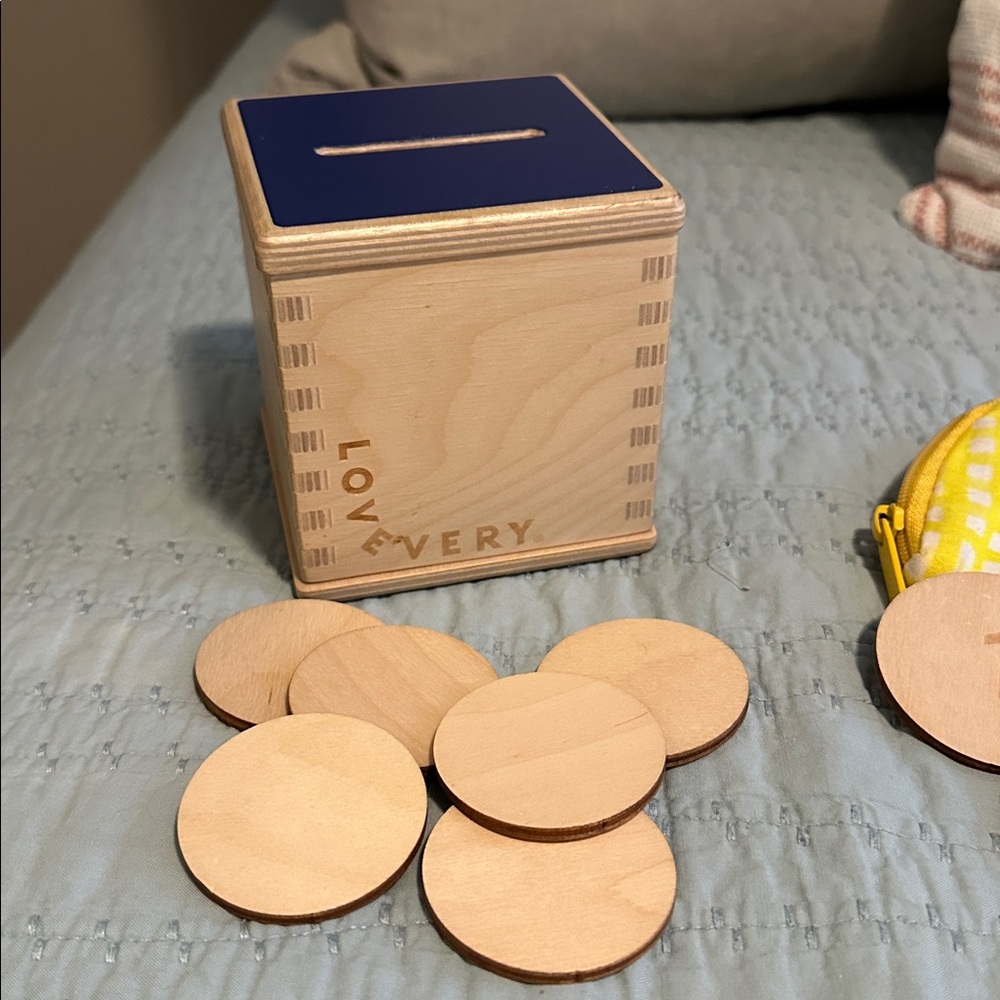Lovevery Coin Box and Coin Purse